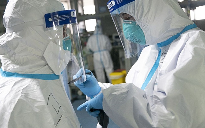 9 người trong một gia đình nhiễm virus corona sau bữa lẩu Ảnh 2