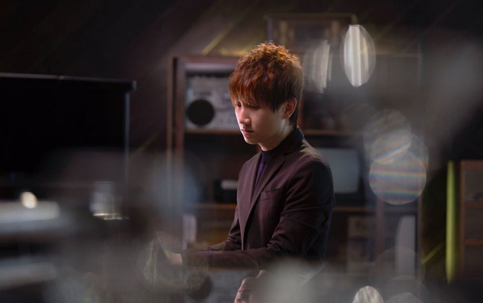 Mr. Siro nhá hàng vài câu bài mới 'Khóc cùng em' khiến khán giả buồn muốn 'xỉu lên xỉu xuống' Ảnh 2