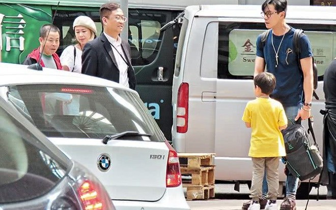 Thương bà xã như Huỳnh Hạo Nhiên (Bằng chứng thép 4): Mang gia đình nhỏ đi chơi với bạn bè, chủ động chăm con để vợ đỡ vất vả Ảnh 2