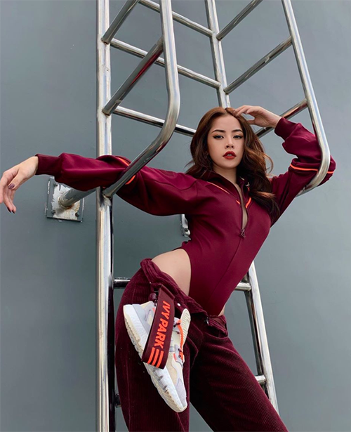 Sao Việt mặc quần tụt: Chi Pu, Minh Tú bốc lửa nhưng Thiên Nga bị la ó 'tra tấn thị giác' fan Ảnh 3