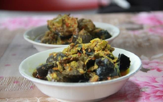 Bất chấp lệnh cấm, người dân tại Indonesia vẫn ăn thịt dơi Ảnh 2