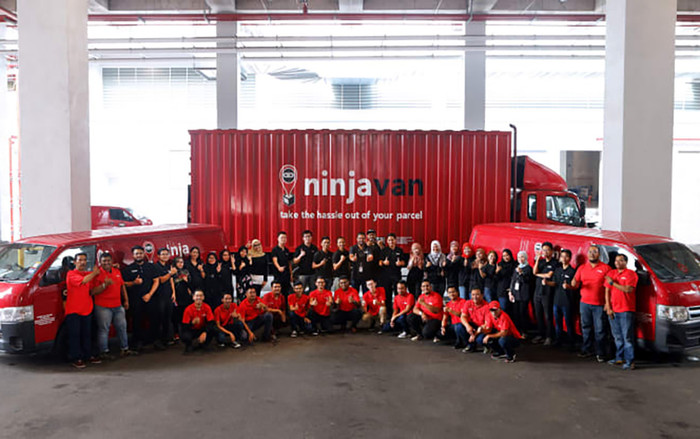 3 anh chàng bỏ việc ngân hàng, hùn tiền mua xe cũ và biến nó thành startup trăm triệu USD Ảnh 2