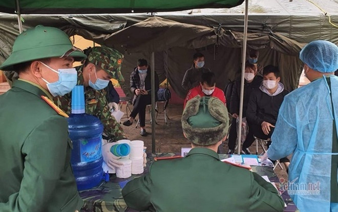 120 người từ vùng dịch corna bên Trung Quốc được về nơi cư trú sau 14 ngày bị cách ly ở Lạng Sơn Ảnh 2
