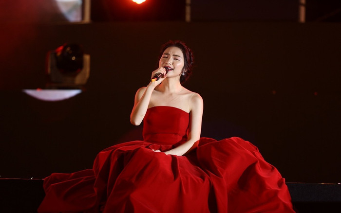 Hoà Minzy tiết lộ tạm ngưng ca hát là để làm những điều quan trọng hơn trong cuộc sống Ảnh 2