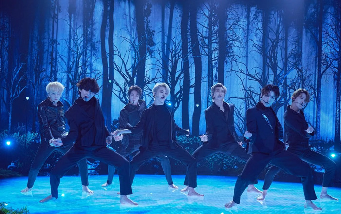 Big Hit Entertainment chia sẻ thông tin chi tiết về ca khúc chủ đề 'On' của BTS! Ảnh 2