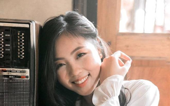 Á khôi ĐH Ngoại thương thành thạo 3 ngoại ngữ, sở hữu thành tích 'không phải dạng vừa' Ảnh 2