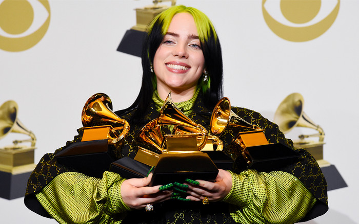 Đánh dấu tuần thứ 10 liên tiếp xuất hiện trên No.1, Billie Eilish chính thức trên đà soán ngôi Adele và trở thành người thứ 9 có thể làm được điều này… Ảnh 2