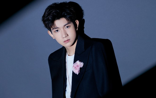 Vương Nguyên vui vẻ chia sẻ đang trong quá trình cho 'ra lò' bài hát mới, không màn đến chuyện nhạc phẩm bị đạo Ảnh 2