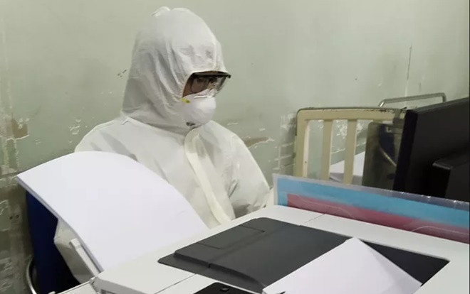 Bác sĩ 'mổ xẻ' thông tin Covid-19 trị khỏi vẫn có thể tái nhiễm Ảnh 2