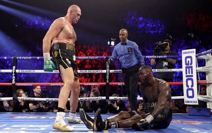 Hạ knock-out Wilder, Fury vô địch quyền anh hạng nặng Ảnh 2