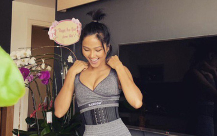 Tạm biệt bé mỡ, H'Hen Niê khiến fan trầm trồ với body cực phẩm cùng vòng 1 nở nang bất ngờ Ảnh 2