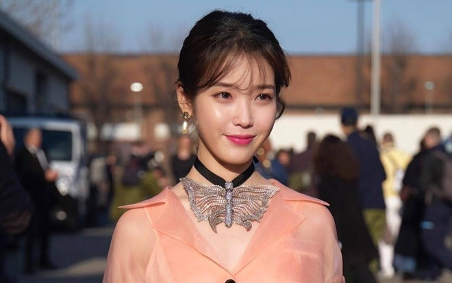 Mặc váy hàng hiệu xa xỉ, IU bị Knet chê bai còn thua mặc đồ rẻ tiền Ảnh 2