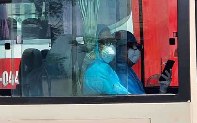 Đoàn du khách đến từ 'tâm dịch' Hàn Quốc không đồng ý cách ly tại bệnh viện ở Đà Nẵng Ảnh 2