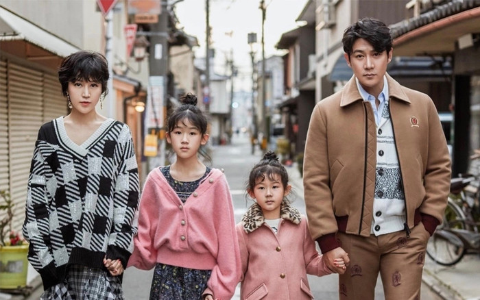 Minh tinh Hoa Ngữ chạy đến Nhật Bản để tránh dịch nhưng chẳng ngờ 'xứ sở Hoa anh đào' cũng toang! Ảnh 2