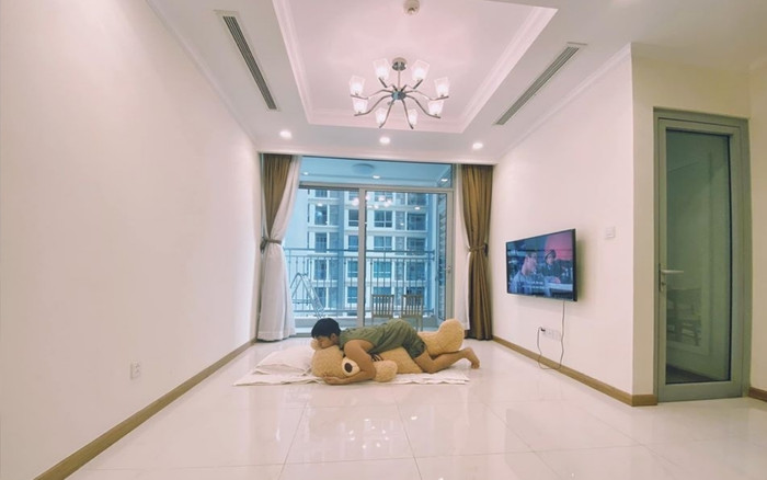 Hé lộ mái ấm 'vườn không nhà trống' của Jun Phạm sau 2 đợt 'flash sale' nhanh như chớp Ảnh 2