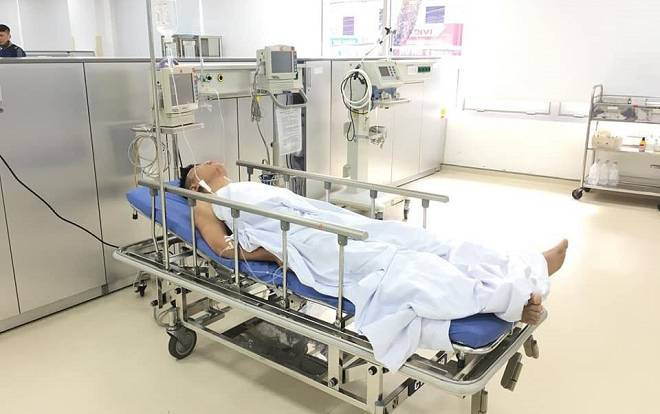 Cảnh sát cứu sống nam thanh niên buồn chán cuộc sống nhảy cầu Vĩnh Tuy tự tử Ảnh 2