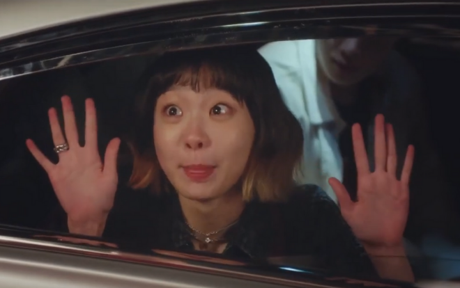 Hả hê trước những pha trả đũa cực gắt của ‘điên nữ’ Jo Yi Seo trong ‘Tầng lớp Itaewon’: Quyền thế như chủ tịch Jangga cũng phải muối mặt Ảnh 2