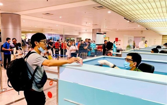 Đón hơn 8.000 người về từ Hàn Quốc, TP.HCM tăng cường giám sát chặt chẽ Ảnh 2
