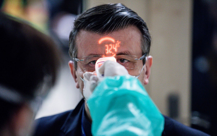 Đối tượng nào có nguy cơ tử vong cao nhất khi nhiễm Covid-19? Ảnh 2