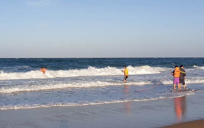 Tìm thấy thi thể nam du khách mất tích khi tắm biển ở Phú Yên Ảnh 2