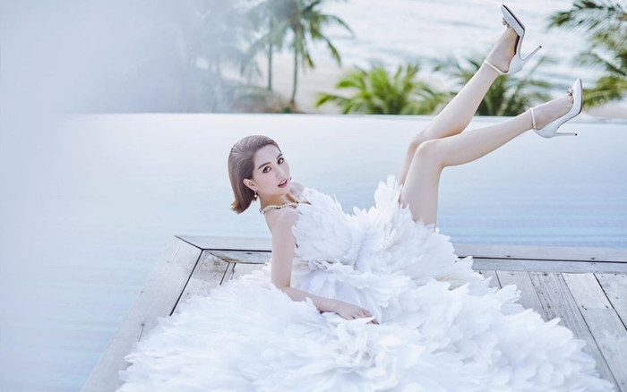 Ngọc Trinh tái hiện nét tinh khôi cùng thần thái rạng ngời của nàng Bạch Tuyết Ảnh 2