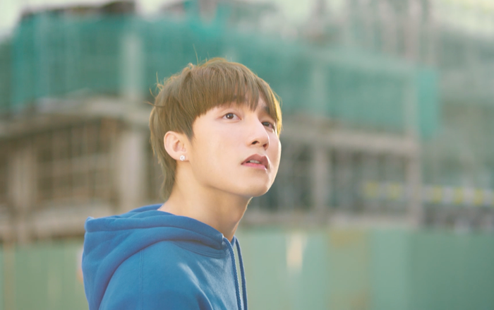 Sơn Tùng M-TP 'đánh úp' fan với teaser mới, quyết định quay lại hình tượng 'Hoàng tử mưa'? Ảnh 2