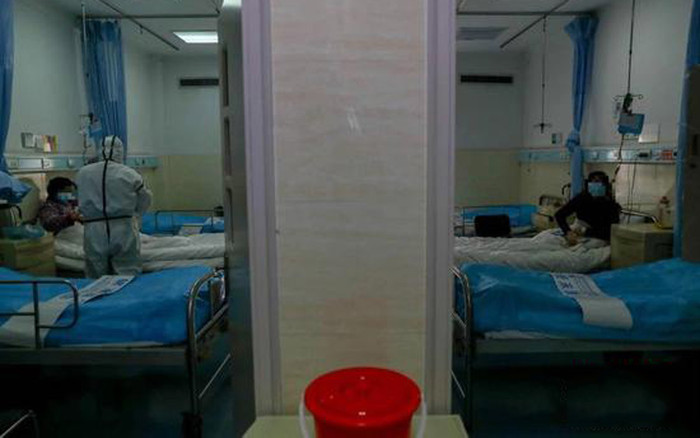 Cô gái lẻn vào khu cách ly trộm điện thoại của bệnh nhân Ảnh 2