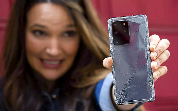 Thử thả rơi Galaxy S20 Ultra từ độ cao 1,5m và kết quả bất ngờ Ảnh 2