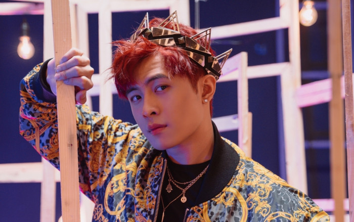 Vừa tung 'phát nổ' đầu tiên cho dự án mới, Gin Tuấn Kiệt đã hốt trọn hội fangirl vào 'thế giới thần thoại' Ảnh 2