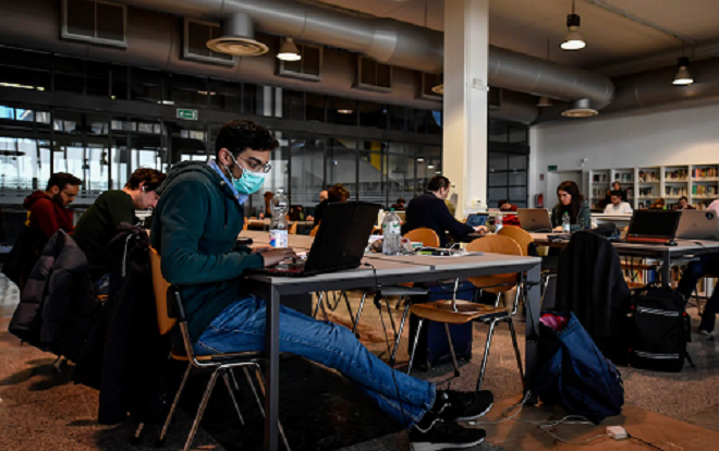 Gần 300 triệu học sinh trên toàn thế giới nghỉ học vì dịch COVID-19 Ảnh 2