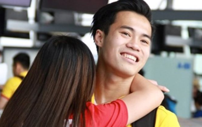 Người yêu Văn Toàn khoe thành tích 6 năm đồng hành cùng V.League Ảnh 2