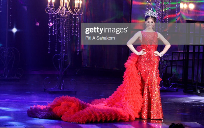 Đây là màn final walk khổ sở - nguy hiểm nhất lịch sử Miss International Queen, thần thái nhất vẫn là Hương Giang Ảnh 2