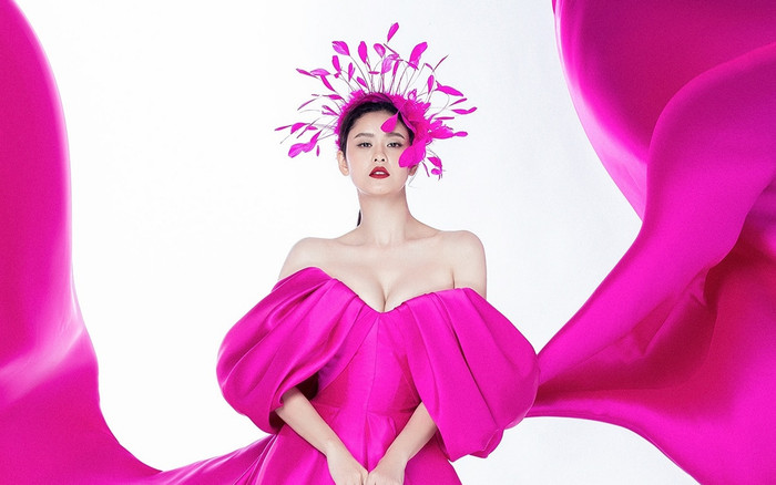 'Mỏi mắt' ngắm Trương Quỳnh Anh mặc đồ gợi cảm, xinh đẹp tựa nữ thần ngày 8/3 Ảnh 2