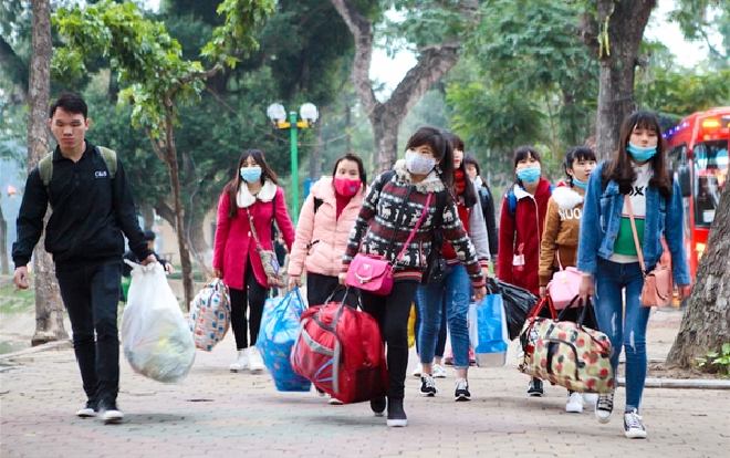 Hà Nội xuất hiện ca nhiễm COVID-19, nhiều trường ĐH gửi thông báo khẩn thay đổi lịch nhập học của sinh viên Ảnh 2