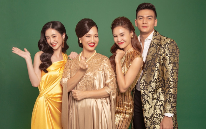 Lan Ngọc, Jun Vũ cùng dàn diễn viên 'Gái già lắm chiêu 3' bật khóc khi nhắc về mẹ trong ngày 8/3 Ảnh 2