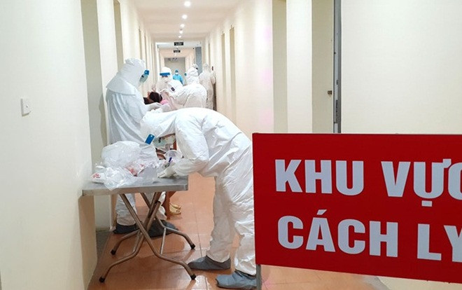 12 du khách ở Huế cùng chuyến bay với ca thứ 17 nhiễm Covid-19 đã được cách ly Ảnh 2