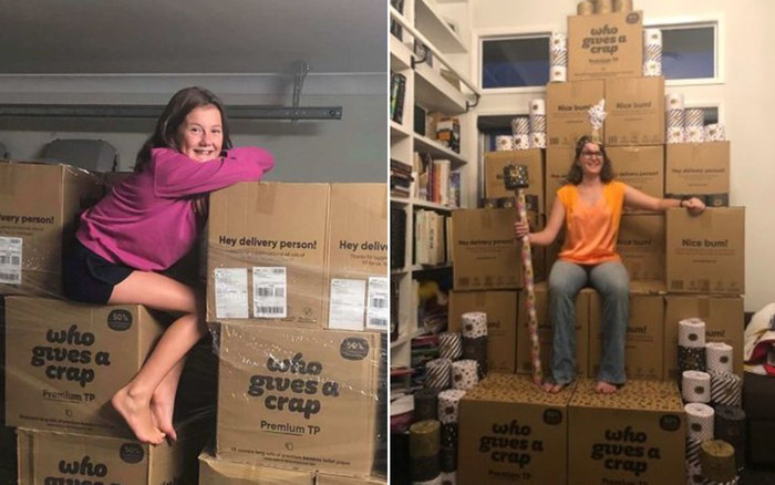 Giữa dịch COVID-19, cả nhà 'méo mặt' vì đặt nhầm hơn 2.300 cuộn giấy vệ sinh Ảnh 2