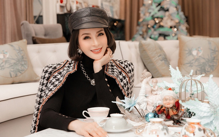 'Lác mắt' trước căn biệt thự triệu đô tựa cung điện của MC Thanh Mai Ảnh 2