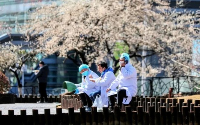 Hình ảnh Vũ Hán dần hồi sinh sau cơn khủng hoảng COVID-19 Ảnh 2