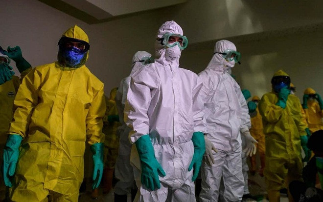 60 người nhiễm corona sau khi dự một đám tang Ảnh 2