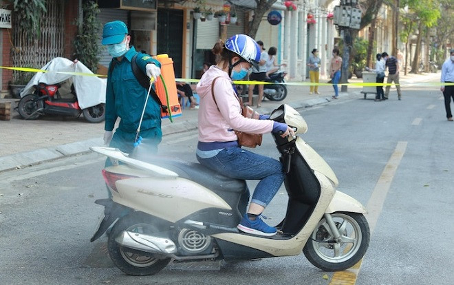 Theo dõi cách ly 210 người nghi nhiễm COVID-19, hơn 20 nghìn người tiếp xúc gần và nhập cảnh từ vùng dịch Ảnh 2