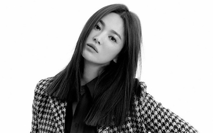 Song Hye Kyo gây tranh cãi khi xuất hiện trên bìa tạp chí Harper's Bazaar Thái Lan Ảnh 2