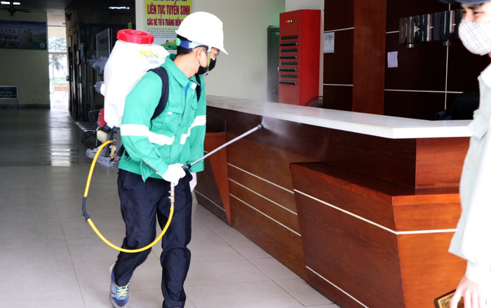 Theo dõi cách ly gần 25.000 người tiếp xúc gần với người nhiễm COVID-19 và nhập cảnh từ vùng dịch trở về Ảnh 2