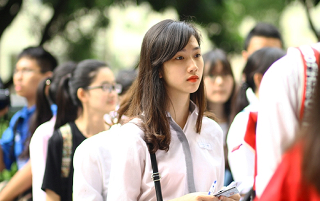 Bộ GD-ĐT sẽ điều chỉnh thời gian năm học, tiếp tục lùi kỳ thi THPT Quốc gia 2020? Ảnh 2