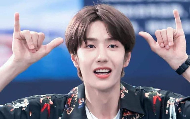 Vương Nhất Bác 'khoe' nội thất căn hộ và phản ứng bất ngờ của netizen Ảnh 2