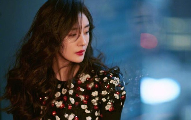 Con đường thành danh của Dương Mịch không dễ dàng: Sốt đến 39 độ vẫn tiếp tục làm việc, vì đóng phim đã nhổ 4 cái răng Ảnh 2