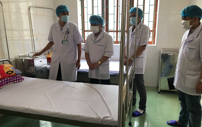 Nghệ An: Truy tìm 11 người đi cùng chuyến bay với bệnh nhân dương tính COVID-19 Ảnh 2