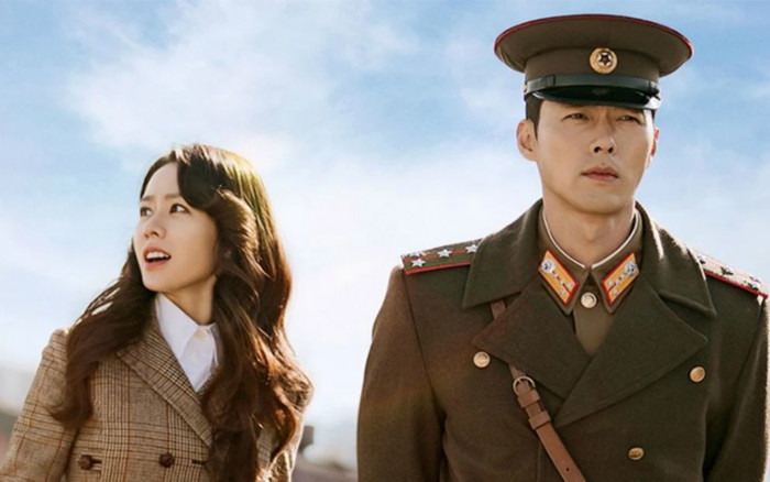 Đâu là 15 khoảnh khắc đáng nhớ nhất của siêu phẩm Crash Landing On You? Ảnh 2