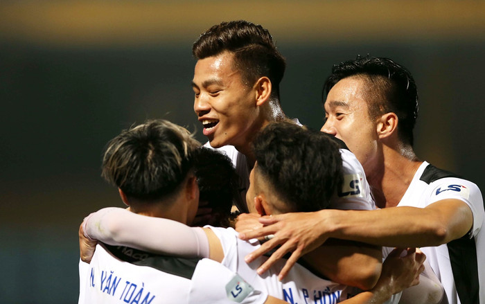 Bầu Đức bác bỏ tin các cầu thủ HAGL bị giảm 50% lương Ảnh 2