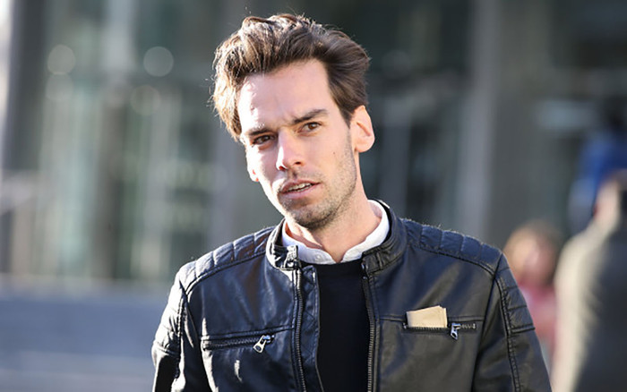 Nói dối tiếp xúc với người nhiễm COVID-19, người đàn ông khiến cả chuyến bay náo loạn và cái kết đắng Ảnh 2